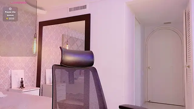 Snapshot of CARO_ADAMS1 chatting on February 11, 11:04 am CARO ADAMS1 online show from February 11, 11:04 am