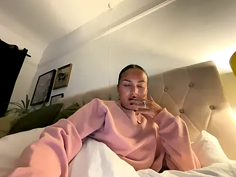 sexygoddessjessy online show from October 15, 7:47 pm