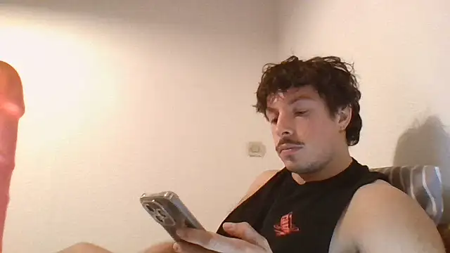 Snapshot of wateryBo chatting on October 11, 11:14 pm wateryBo online show from October 11, 11:14 pm