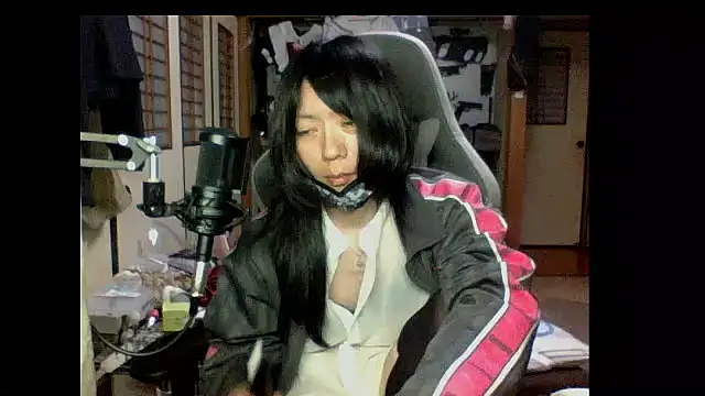 Snapshot of harinyanxxx chatting on October 26, 2:45 pm harinyanxxx online show from October 26, 2:45 pm