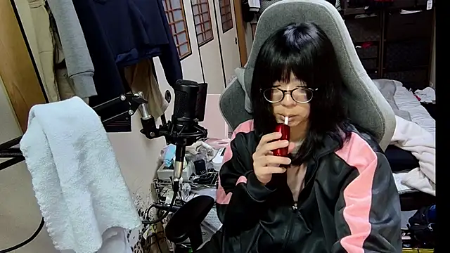 harinyanxxx online show from February 15, 6:59 pm