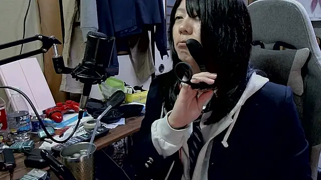 harinyanxxx online show from March 23, 6:34 pm