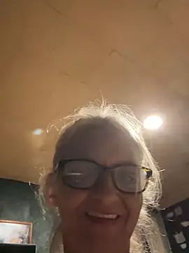 Snapshot of Mananddan chatting on October 13, 5:07 am Mananddan online show from October 13, 5:07 am