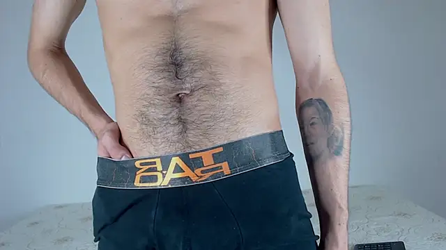 Snapshot of Nix_Helios chatting on October 30, 3:19 am Nix Helios online show from October 30, 3:19 am