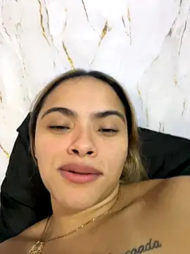 safadinhaquenteW online show from November 17, 4:13 pm