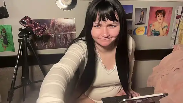 Snapshot of h3rons chatting on November 17, 11:43 pm h3rons online show from November 17, 11:43 pm