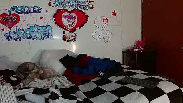 picante70  online show from December 16, 11:04 am