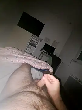 nico33000a online show from December 18, 9:43 pm