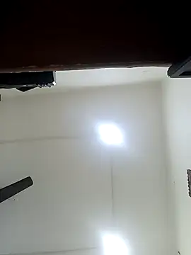 ITZ YUVIKA online show from October 23, 5:07 am