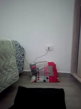 Lui Fer01 online show from March 7, 10:23 am