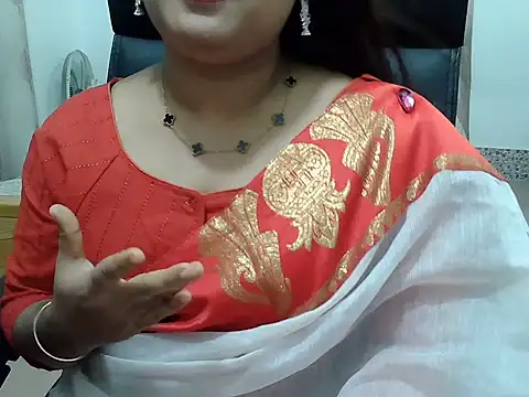 SexyRani2000 online show from June 24, 6:29 pm