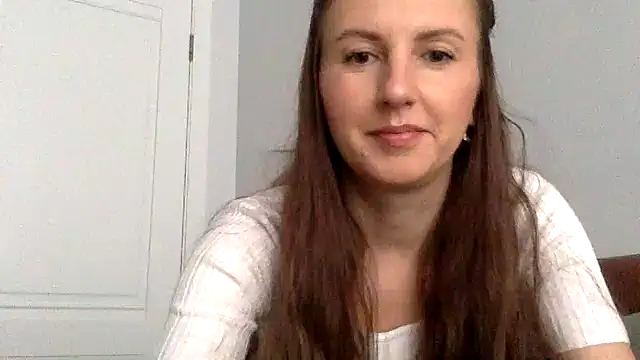 Snapshot of Melivorra chatting on February 9, 1:37 pm Melivorra online show from February 9, 1:37 pm