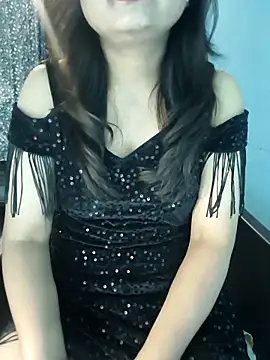 Snapshot of Model_Show01 chatting on November 25, 6:19 pm Model Show01 online show from November 25, 6:19 pm