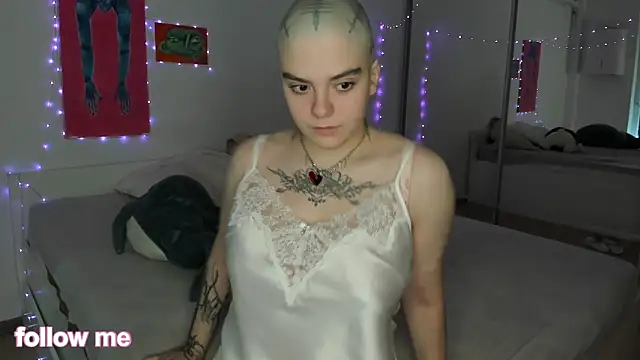 len be online show from November 10, 11:09 am