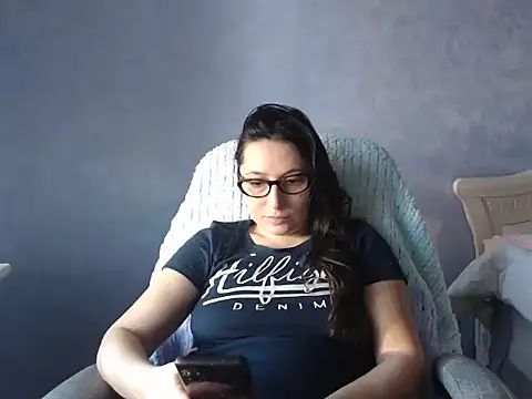 LuckyLisa23 online show from March 27, 2:50 pm