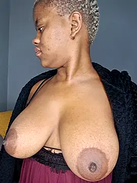 certifiedhottie2025 online show from March 7, 4:31 am