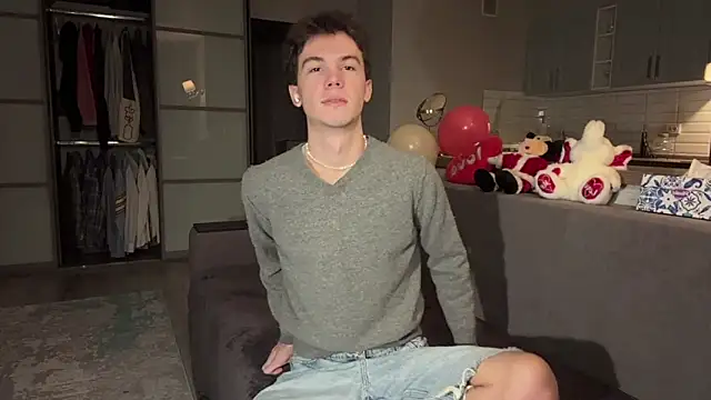 Snapshot of Jeremy1Scott chatting on November 22, 3:27 am Jeremy1Scott online show from November 22, 3:27 am