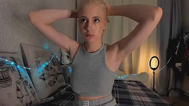 EdenVixen online show from November 15, 2:35 pm