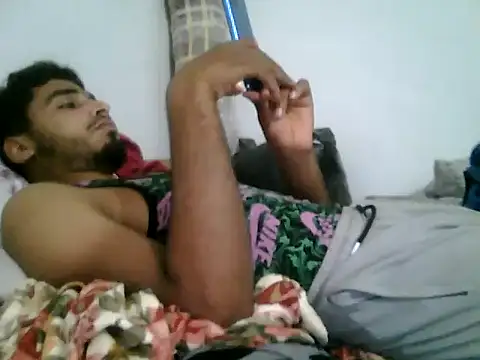 YoussefAl-Fahl online show from April 14, 7:09 pm