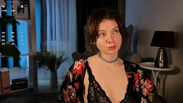 MelodySinclair online show from April 6, 6:31 pm