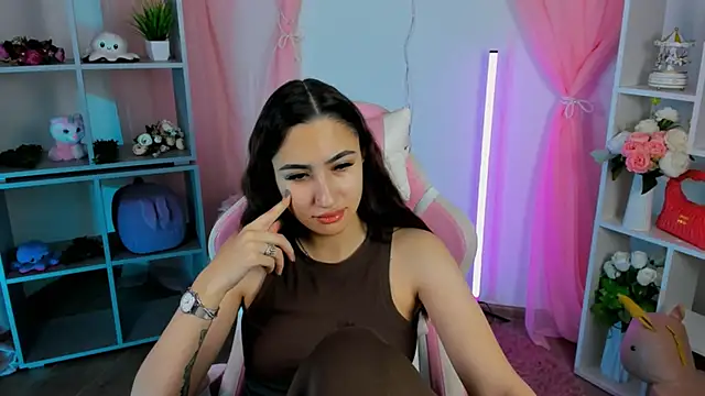 Snapshot of RebeckaThornton chatting on November 26, 12:39 pm RebeckaThornton online show from November 26, 12:39 pm