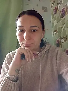 HollyDollsi online show from January 14, 7:58 am