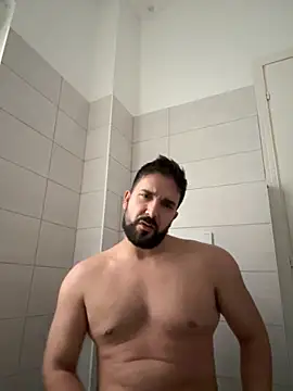 ReDiBastoni90 online show from October 18, 1:23 pm