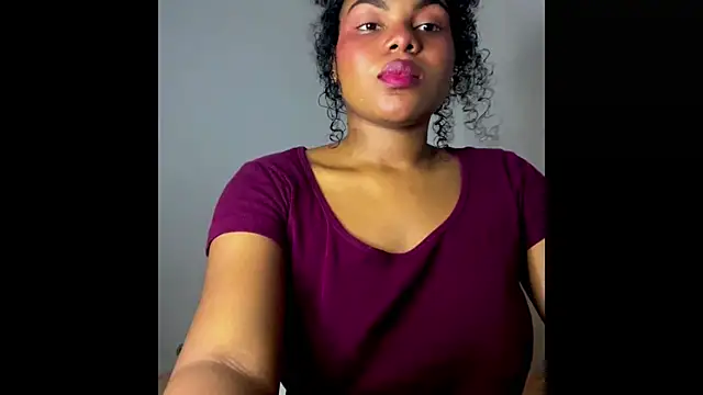 Snapshot of Valerii_smithh chatting on November 13, 12:53 am Valerii smithh online show from November 13, 12:53 am