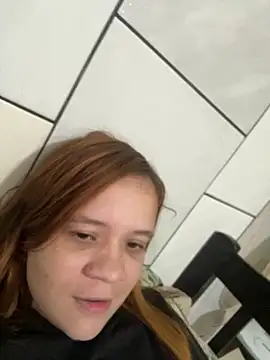 Snapshot of ruivinhadancer chatting on October 29, 12:24 am ruivinhadancer online show from October 29, 12:24 am