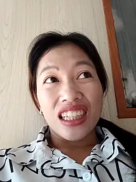 -Paige- online show from October 17, 7:44 am