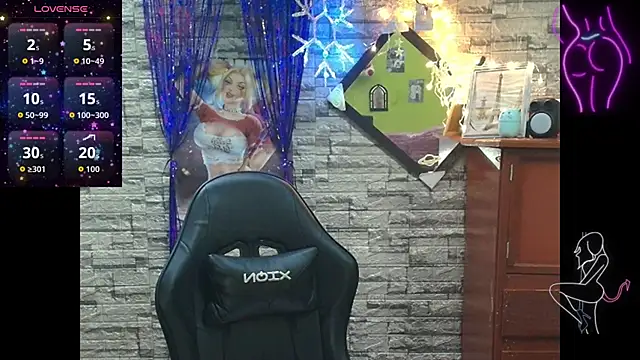 Snapshot of playboybunny-- chatting on October 29, 6:42 pm playboybunny-- online show from October 29, 6:42 pm