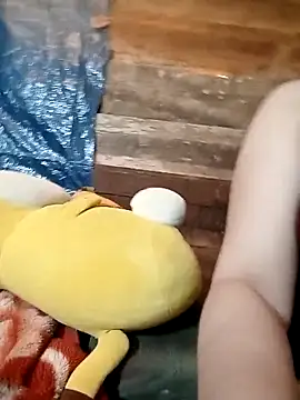 Snapshot of LalayCii chatting on November 14, 6:12 am LalayCii online show from November 14, 6:12 am