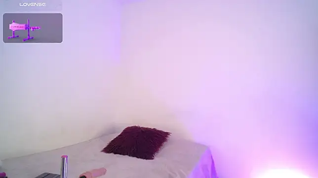 Snapshot of Miranda_kim_ chatting on November 7, 9:15 pm Miranda kim online show from November 7, 9:15 pm