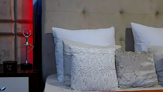 MayaMusee online show from March 21, 9:07 pm