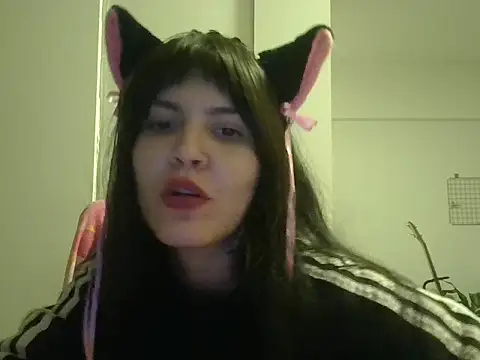 miapink33 online show from October 30, 11:49 pm