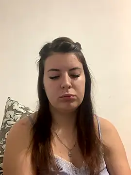 MiraCastellon online show from November 7, 11:32 am