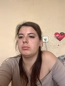 MiraCastellon online show from November 15, 11:29 am