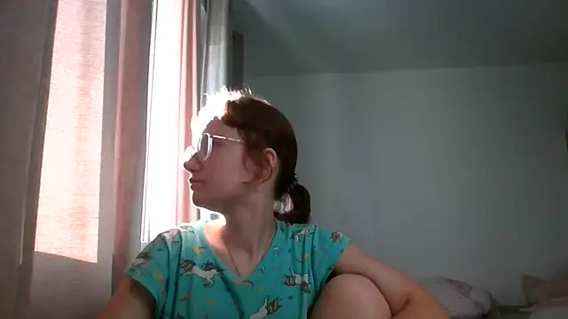 LuckySLove online show from July 14, 6:02 pm