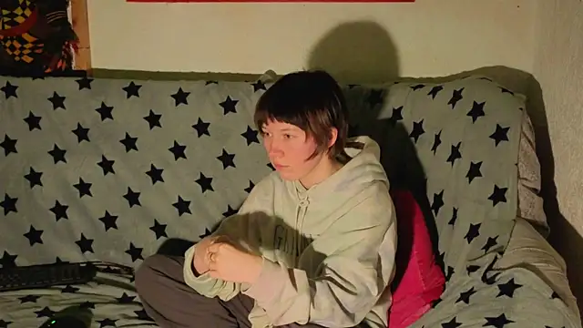 Snapshot of ReincarnatedAngel chatting on October 23, 8:51 pm ReincarnatedAngel online show from October 23, 8:51 pm