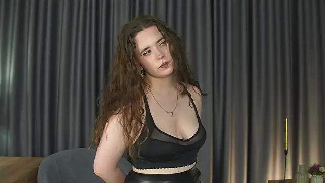 YuriFout online show from November 11, 11:10 am