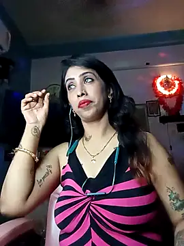 Snapshot of Darling_Annie chatting on November 23, 5:46 pm Darling Annie online show from November 23, 5:46 pm