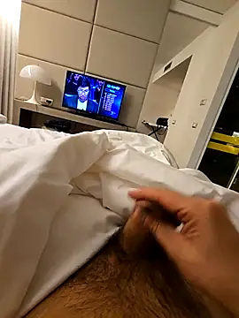 mirko1702 online show from December 21, 10:50 pm