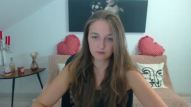 Snapshot of AnneWilsonn chatting on July 27, 8:10 am AnneWilsonn online show from July 27, 8:10 am