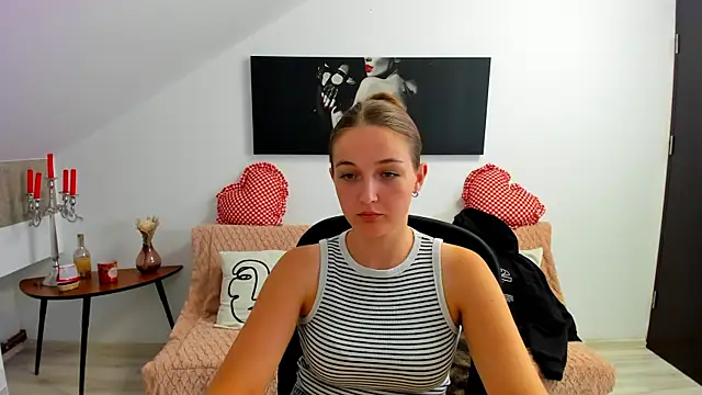 Snapshot of AnneWilsonn chatting on July 29, 6:55 am AnneWilsonn online show from July 29, 6:55 am