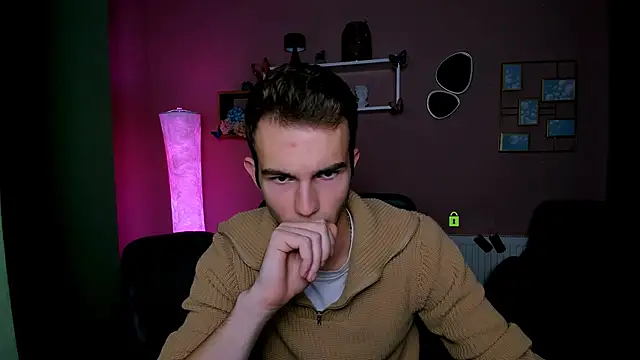 astren villo online show from November 21, 8:40 pm