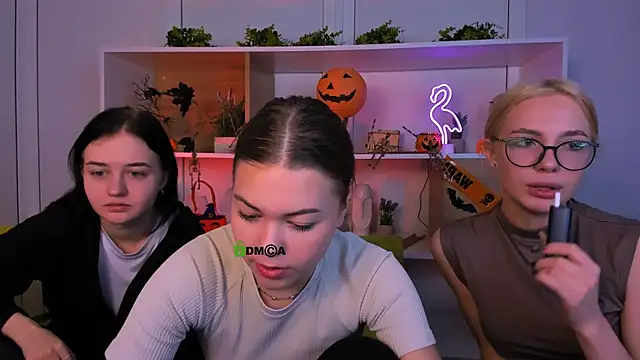 Snapshot of sendi_cais chatting on October 29, 9:44 am sendi cais online show from October 29, 9:44 am