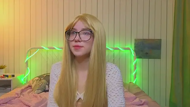 AlisiaEthen online show from November 24, 8:41 pm