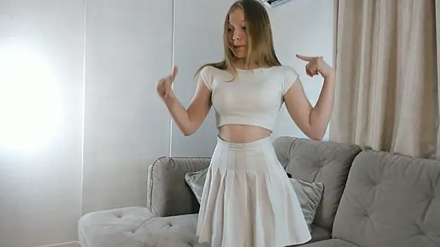 Snapshot of Megansuns chatting on October 30, 3:13 pm Megansuns online show from October 30, 3:13 pm