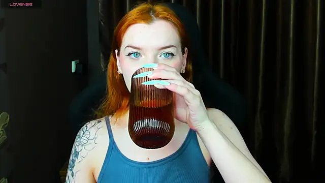 MeganNewCat online show from April 17, 7:50 pm