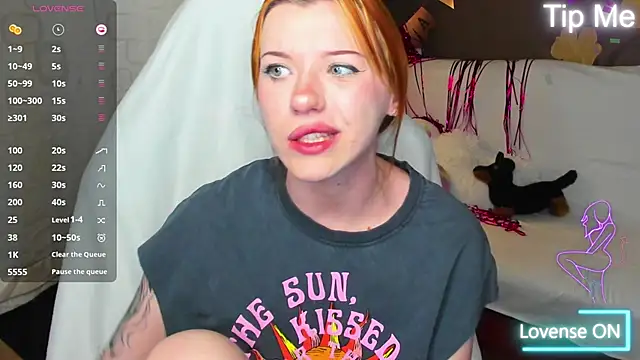 MeganNewCat online show from June 26, 8:46 pm